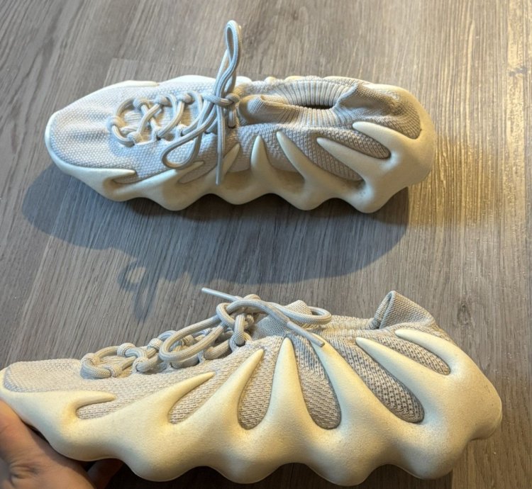 Yeezy 450 - Cloud White