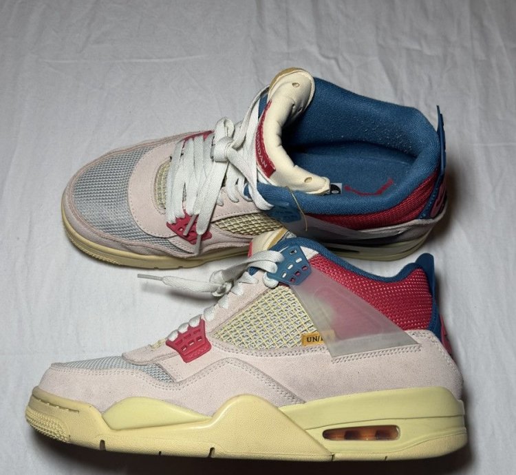 Jordan 4 Retro Union Guava Ice