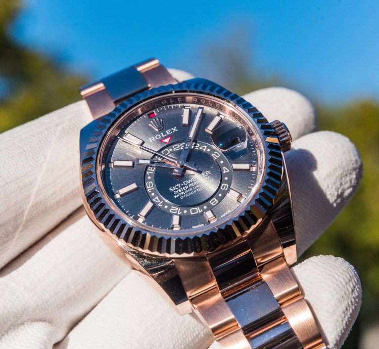 Rolex Sky-dweller Unworn 2023 Sky-dweller 42mm 326935 Rhodium Dial