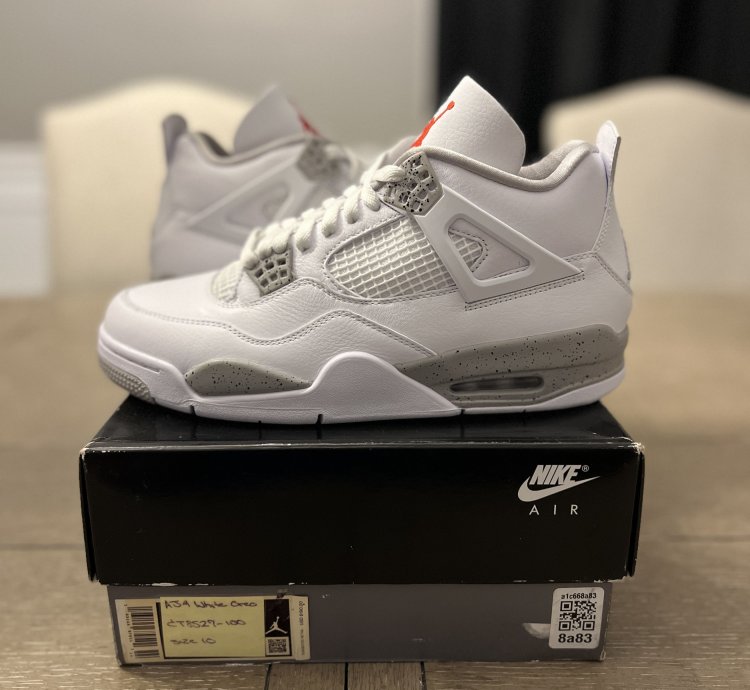 Jordan 4 Retro White Oreo 2021