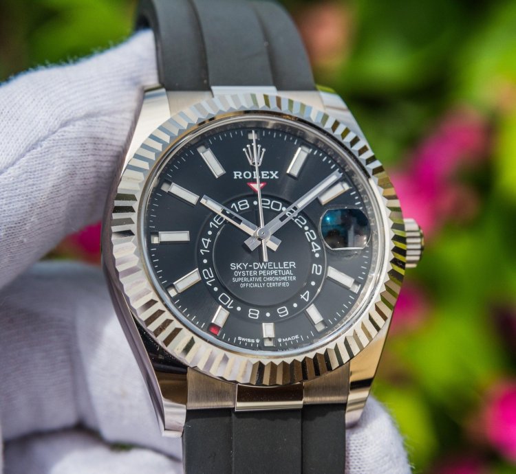 Rolex Sky-dweller Unworn 2023 Sky-dweller 42mm 336239 Black Dial