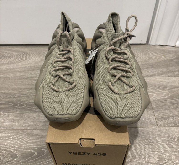 Yeezy 450 Stone Flax Size 9 5
