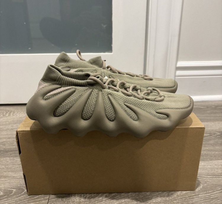Yeezy 450 Stone Flax Size 9 5
