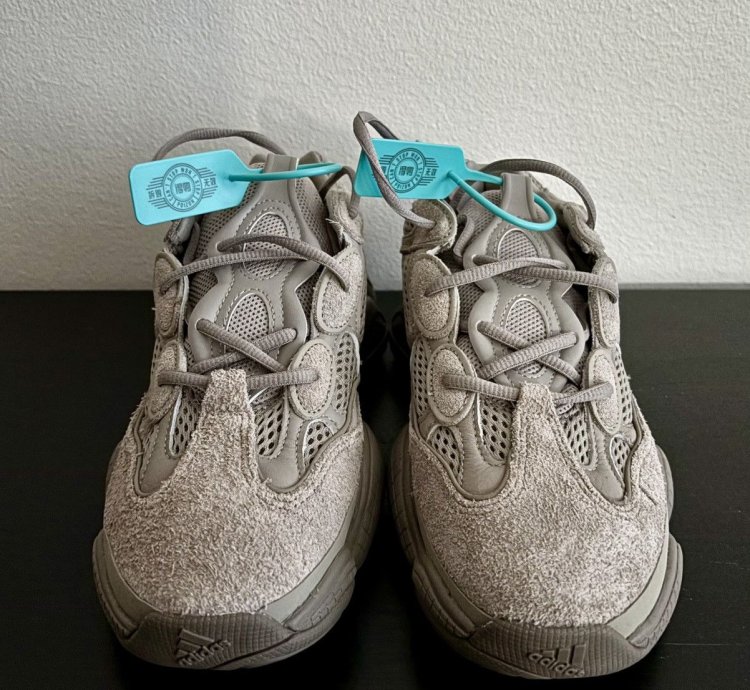 Yeezy 500 Ash Grey