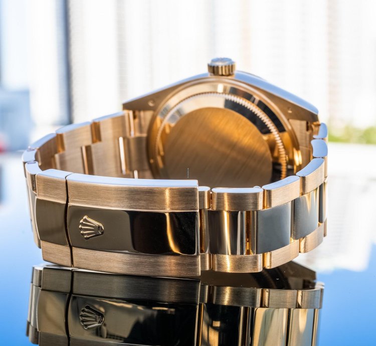 Rolex Sky-dweller Unworn 2024 Sky-dweller 42mm 336938 Champagne Dial