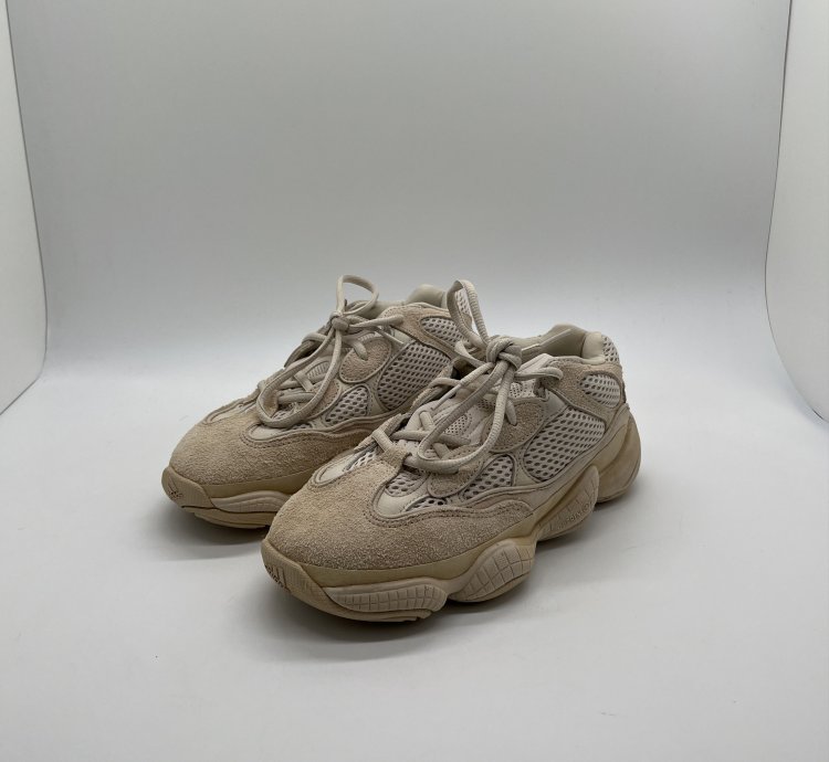 Yeezy 500 Blush size 4