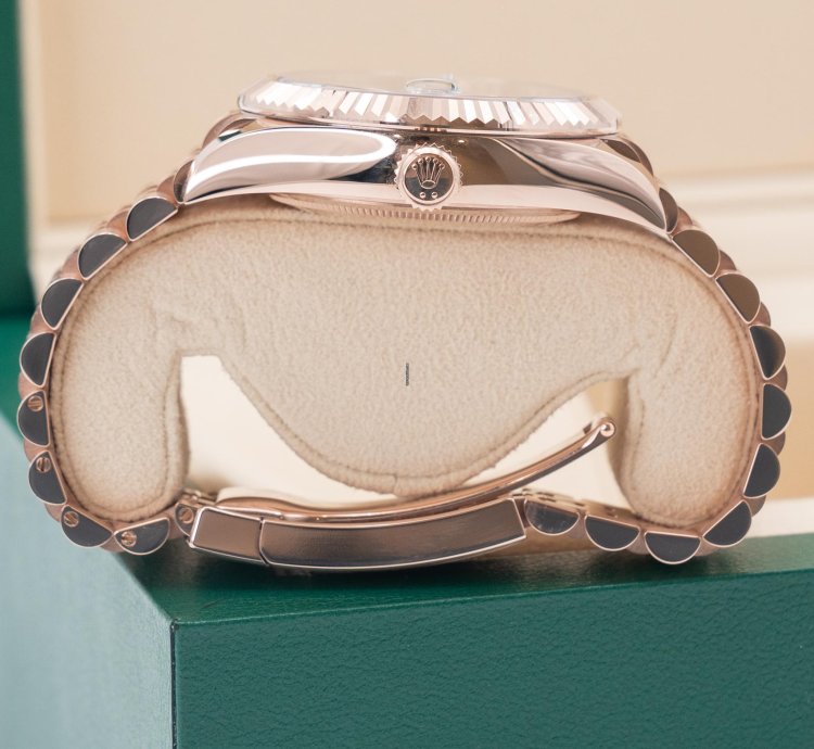 Rolex Sky-dweller Unworn Rolex Sky-dweller 42mm 336935-0005 Rose Gold Blue Dial 2025
