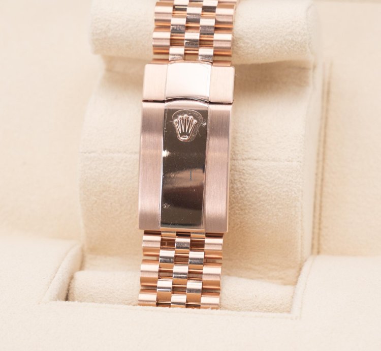 Rolex Sky-dweller Unworn Rolex Sky-dweller 42mm 336935-0005 Rose Gold Blue Dial 2025