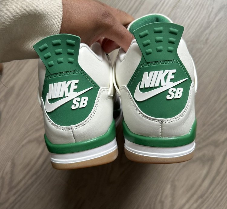 Jordan 4 Sb Pine Green