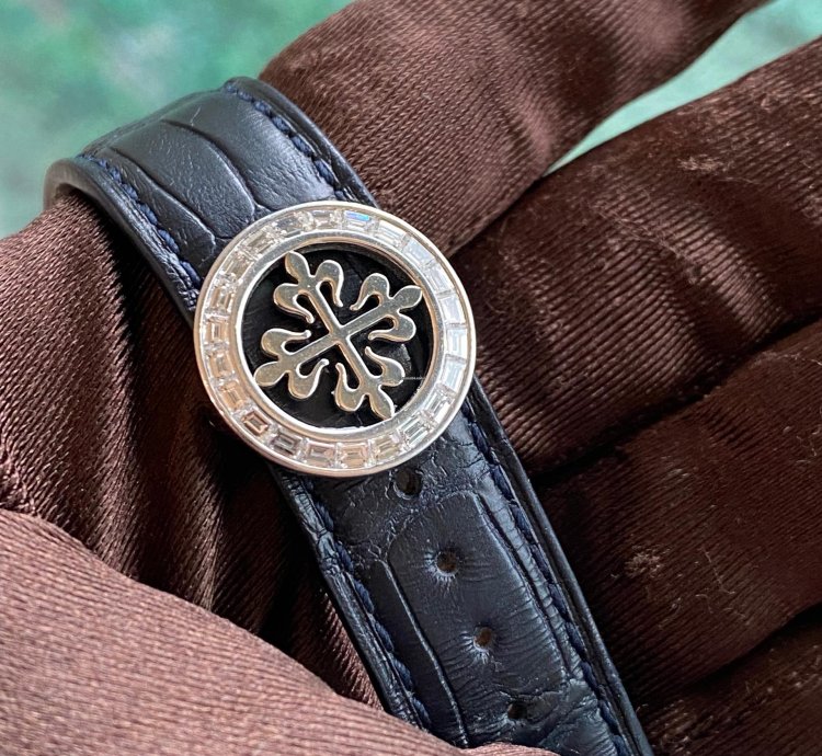 Patek Philippe Annual Calendar Chronograph 5961p-001