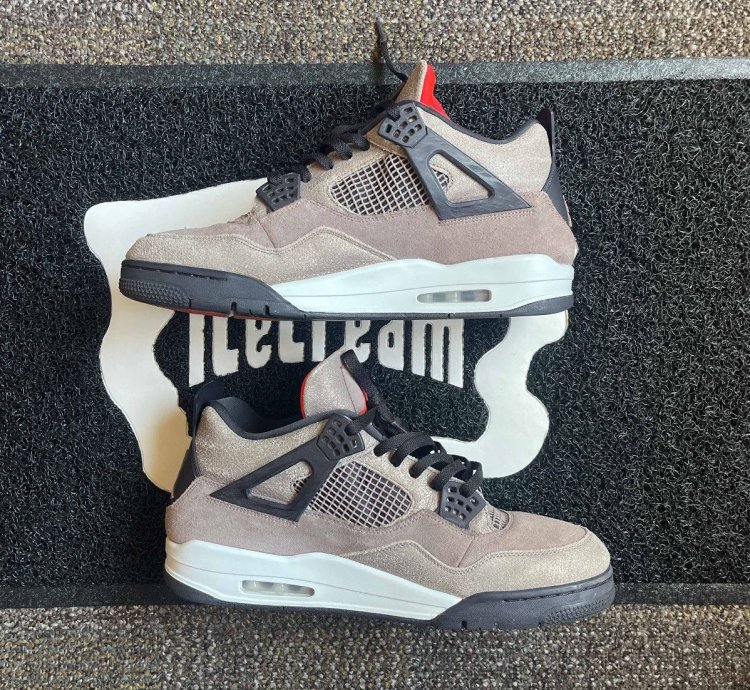 Jordan 4 Taupe Haze