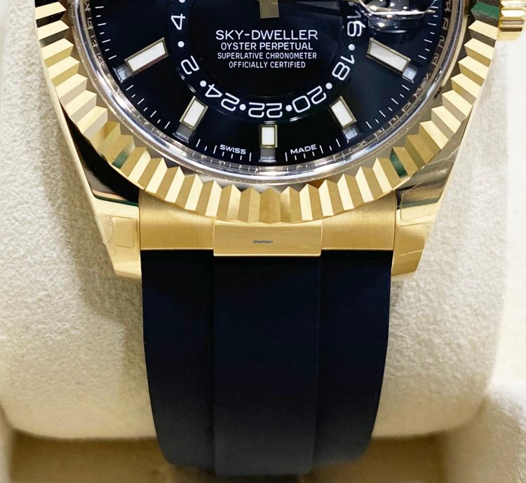 Rolex Sky-dweller Unworn Sky Dweller 326238 42mm Yellow Gold Black Dial Oysterflex Rubber Bracelet