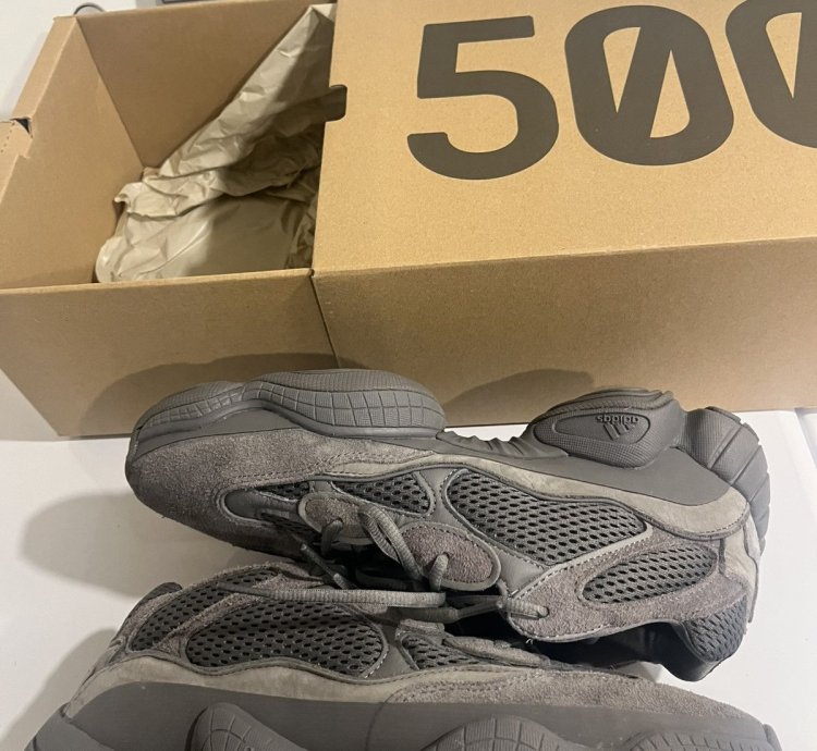 Yeezy 500 Granite