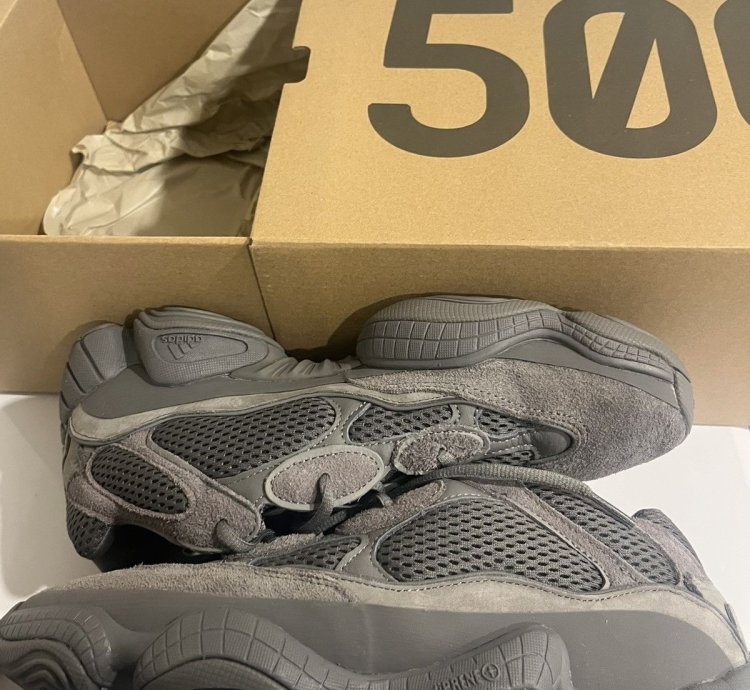 Yeezy 500 Granite
