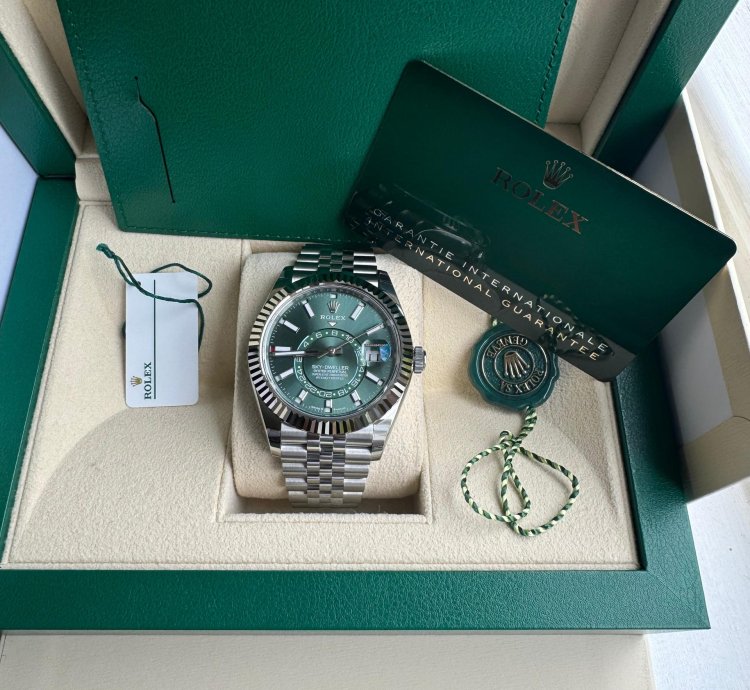 Rolex Sky-dweller Unworn Sky-dweller