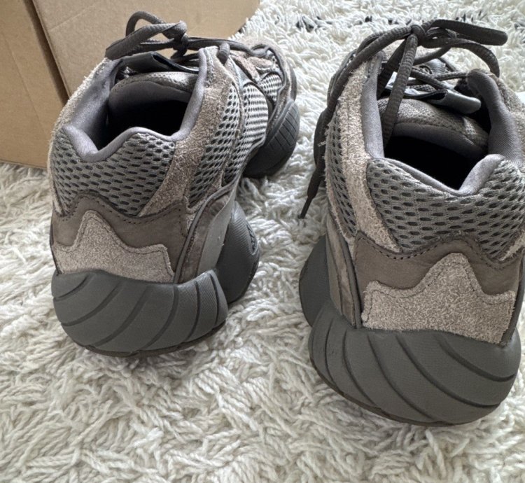 Yeezy 500 Is 11 5 Uk 11