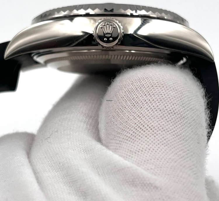 Rolex Sky-dweller Unworn Sky-dweller 42mm Black Dial White Gold Oysterflex 336239 Box Papers 2024