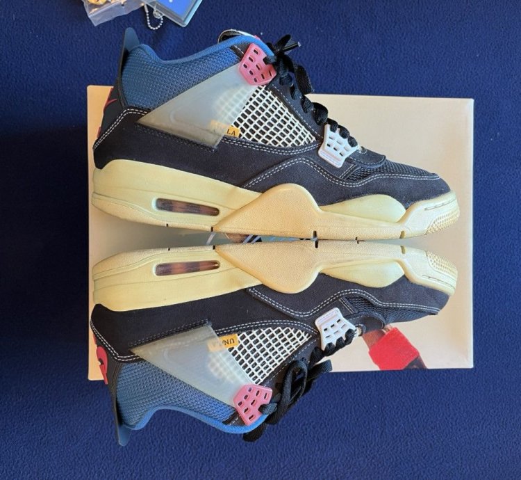 Jordan 4 Union La - Off Noir