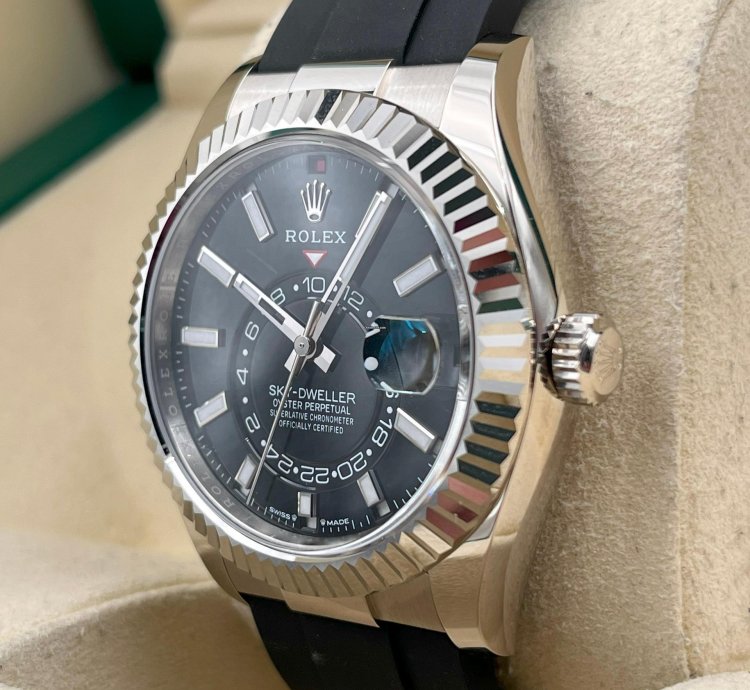 Rolex Sky-dweller Unworn Sky-dweller 42mm Black Dial White Gold Oysterflex 336239 Box Papers 2024