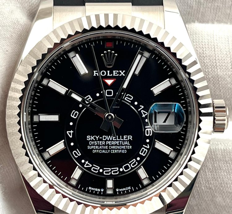 Rolex Sky-dweller Unworn Sky-dweller 42mm Black Dial White Gold Oysterflex 336239 Box Papers 2024