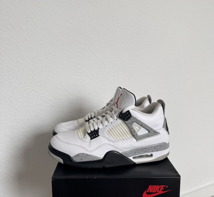 Jordan 4 White Cement