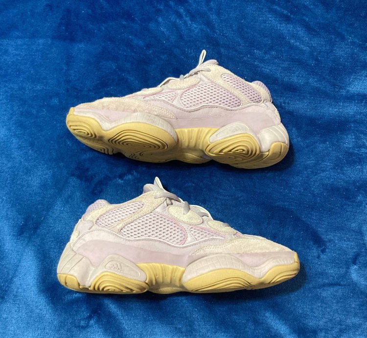 Yeezy 500 Soft Vision