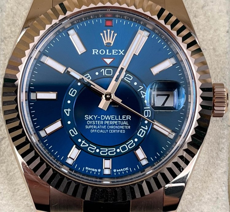 Rolex Sky-dweller Unworn Sky-dweller 42mm Blue Dial Rose Gold Oyster Bracelet 336935 Box Papers 2024