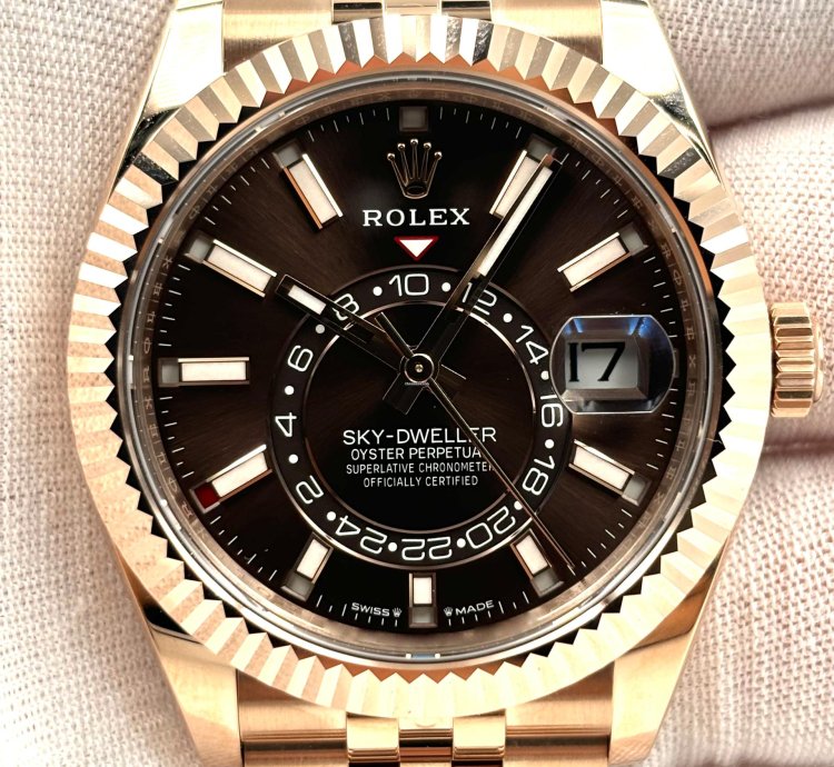 Rolex Sky-dweller Unworn Sky-dweller 42mm Chocolate Dial Rose Gold Jubilee Bracelet 336935 Box Papers 2024