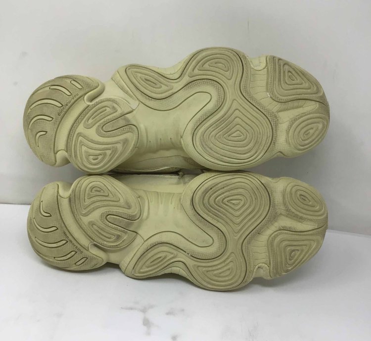 Yeezy 500 Super Moon Yellow