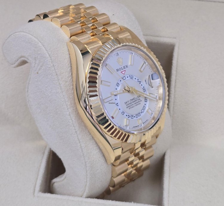 Rolex Sky-dweller White