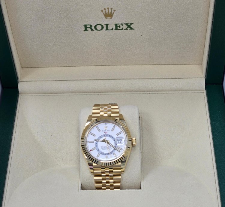 Rolex Sky-dweller White