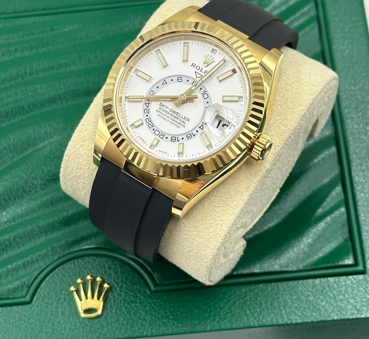 Rolex Sky-dweller White Dial Yellow Gold Oysterflex 2021