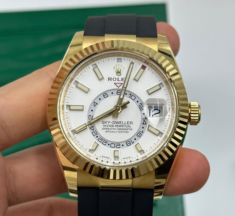 Rolex Sky-dweller White Dial Yellow Gold Oysterflex 2021