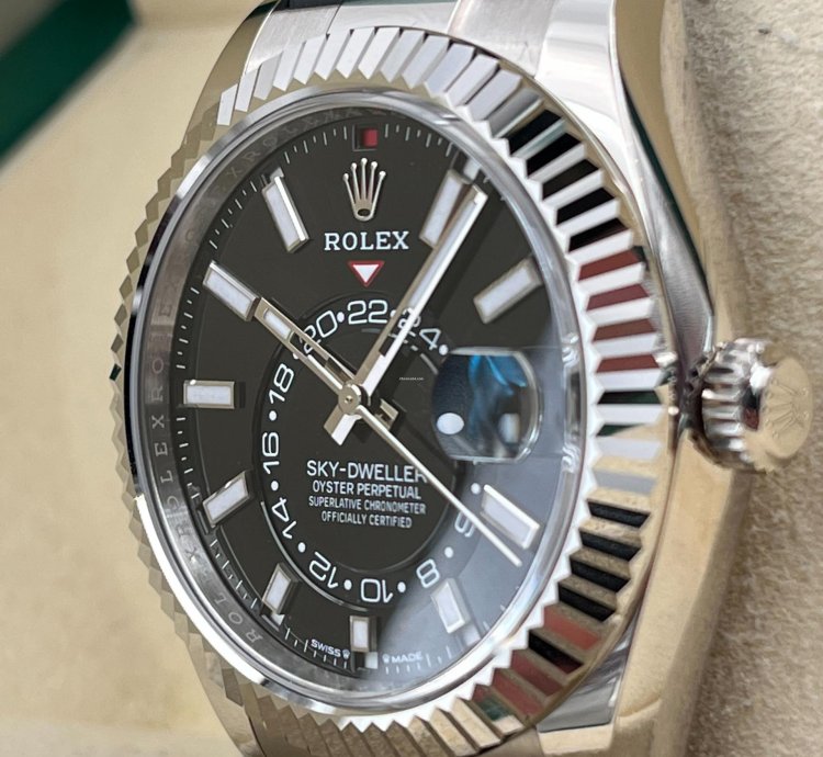 Rolex Sky-dweller White Gold Black Dial Oysterflex Strap 336239 Unworn 2024