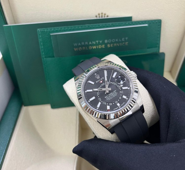 Rolex Sky-dweller White Gold Fluted Bezel Black Index Dial Oysterflex Strap 336239