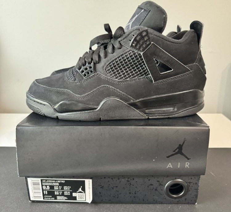Jordan Retro 4 Black Cat