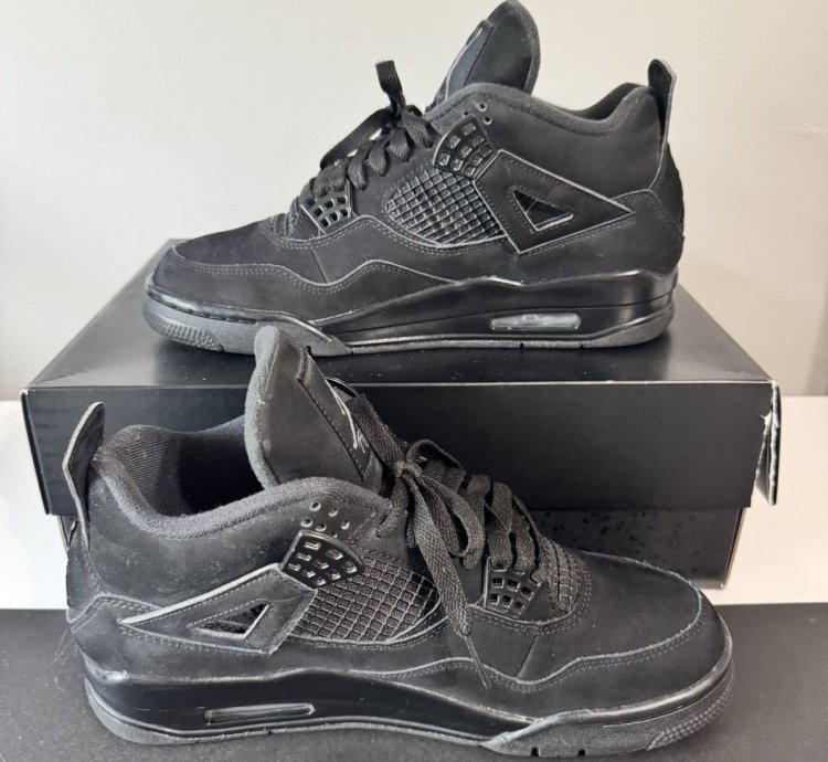 Jordan Retro 4 Black Cat