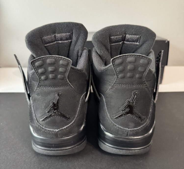 Jordan Retro 4 Black Cat