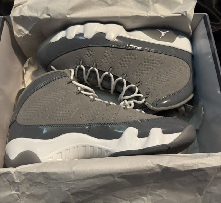 Jordan Retro 9 Cool Grey