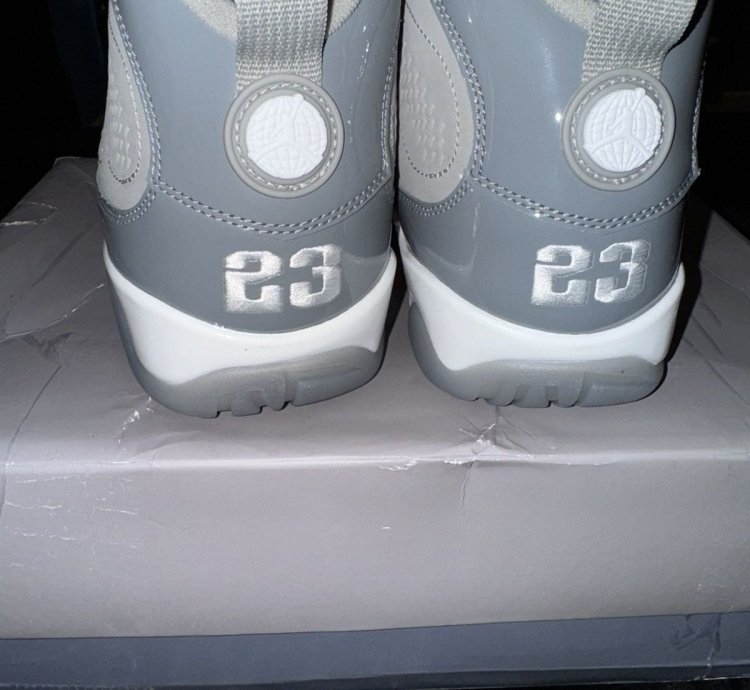 Jordan Retro 9 Cool Grey