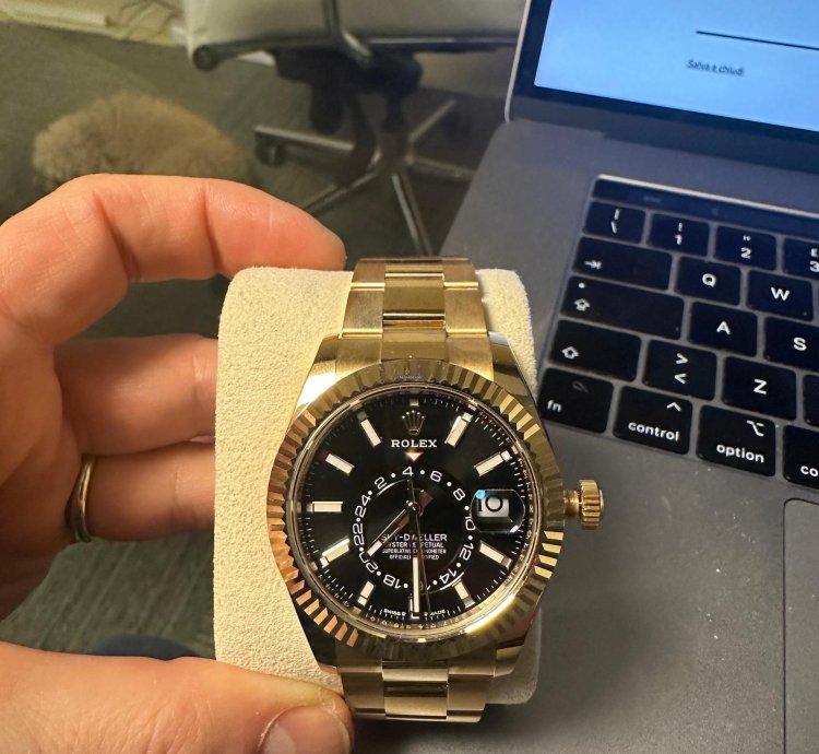 Rolex Sky-dweller Yellow Gold