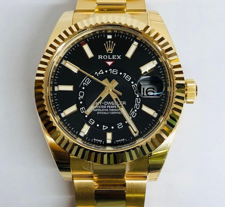 Rolex Sky-dweller Yellow Gold - Bright Black Dial 42mm