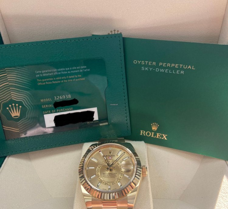 Rolex Sky-dweller Yellow Gold - Champagne Dial - Oyster Bracelet 326938