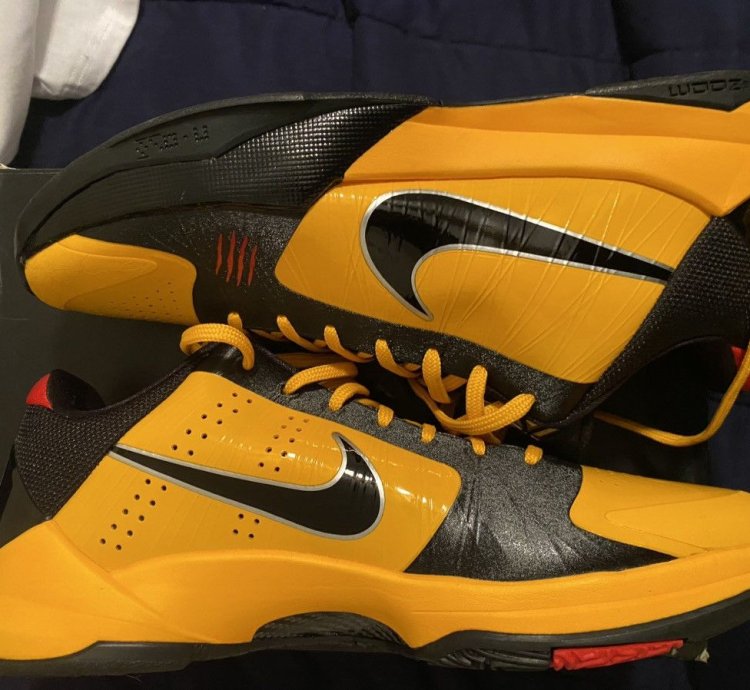 Kobe 5 Protro Bruce Lee