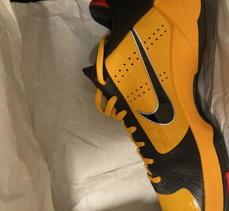 Kobe 5 Protro Bruce Lee