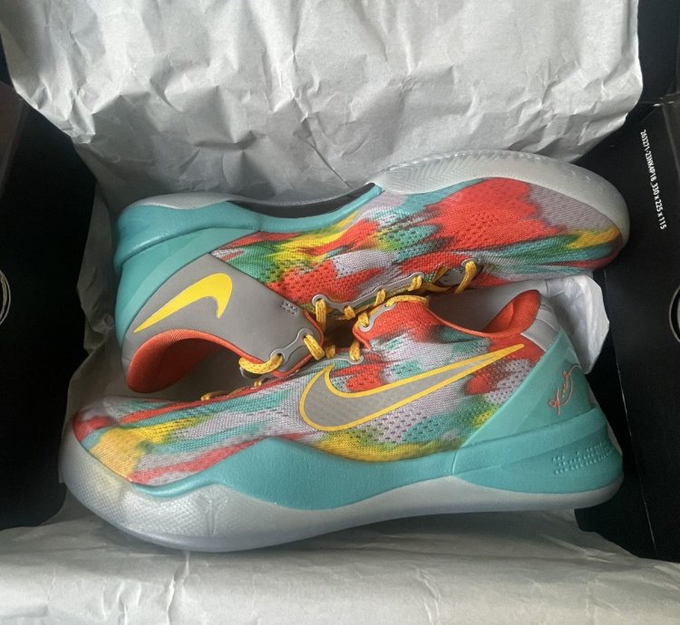Kobe 8 Venice Beach