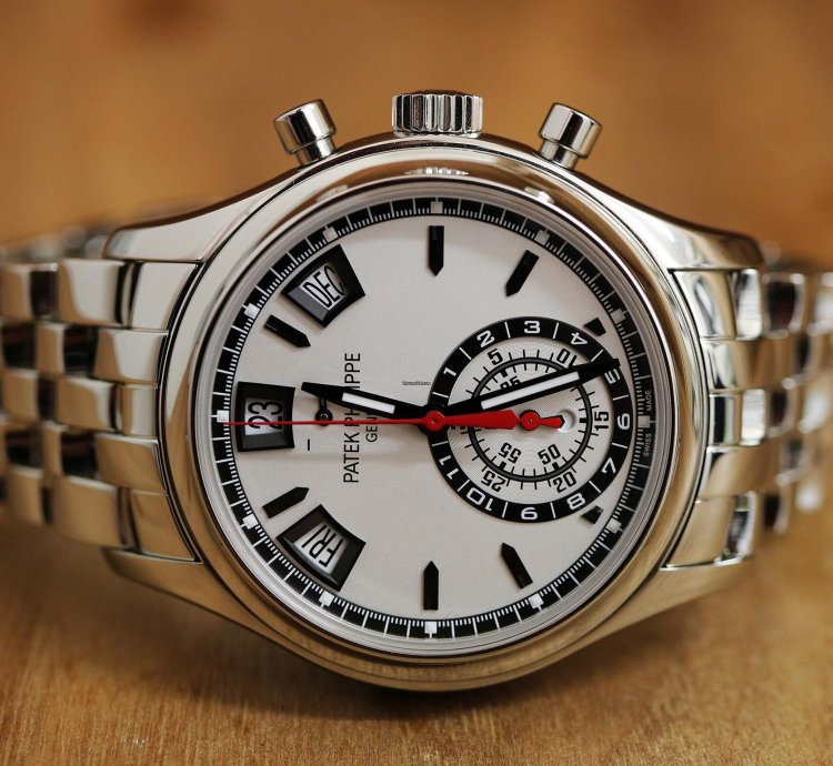 Patek Philippe Annual Calendar Chronograph Like New Full Set