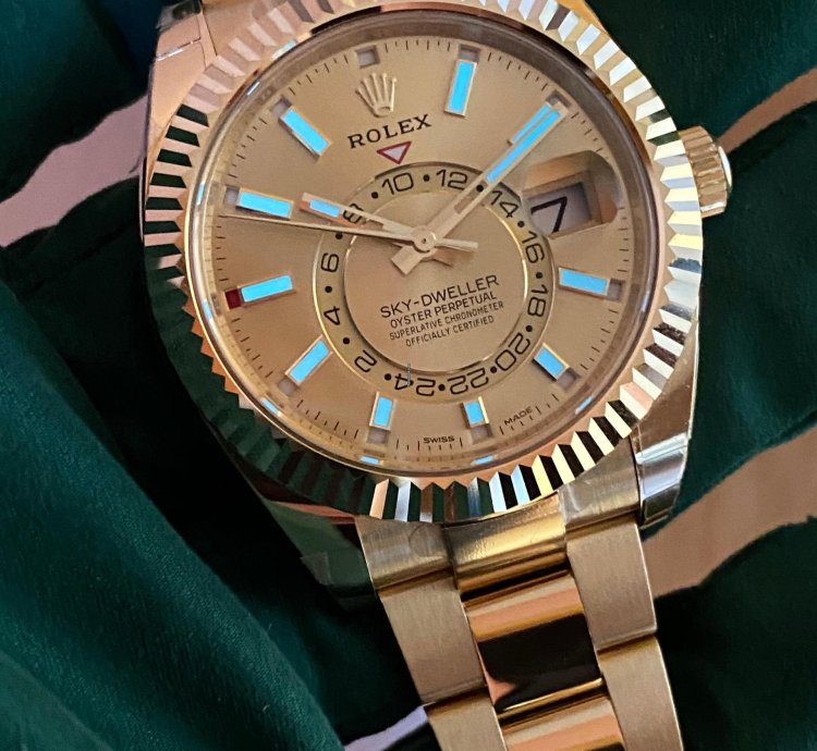 Rolex Sky-dweller Yellow Gold Stick Index 326938