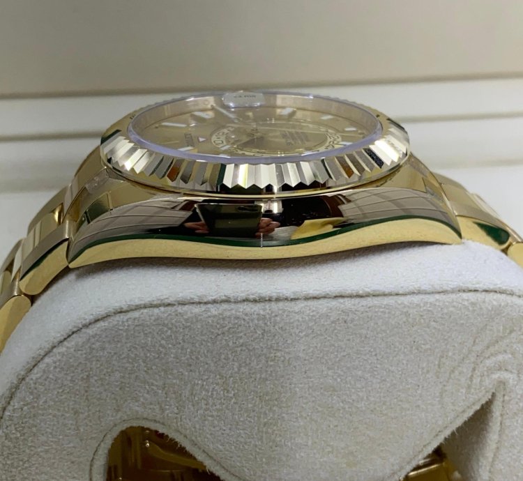 Rolex Sky-dweller Yellow Gold Stick Index 326938