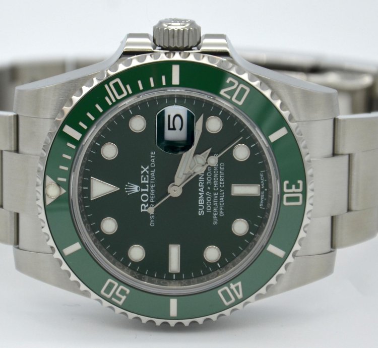 Rolex Submariner Date 116610lv Hulk Green Dial new Style Green Warranty Card